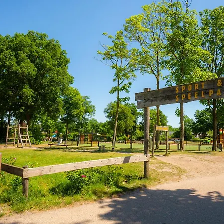 Boshuisje Woodsy 6pers - Nabij Toverland