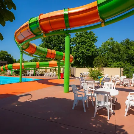 Boshuisje Woodsy 6pers - Nabij Toverland *