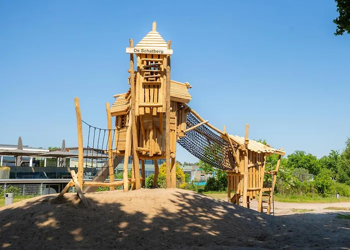 Boshuisje Woodsy 6pers - Nabij Toverland Chalet Sevenum