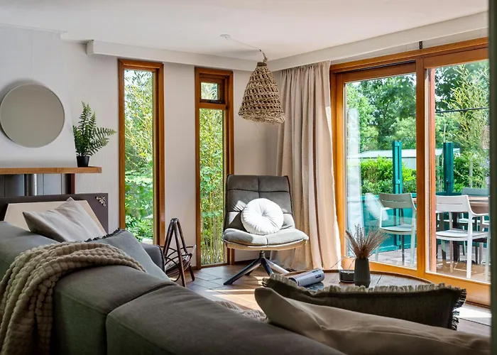 Chalet Boshuisje Woodsy 6pers - Nabij Toverland Sevenum