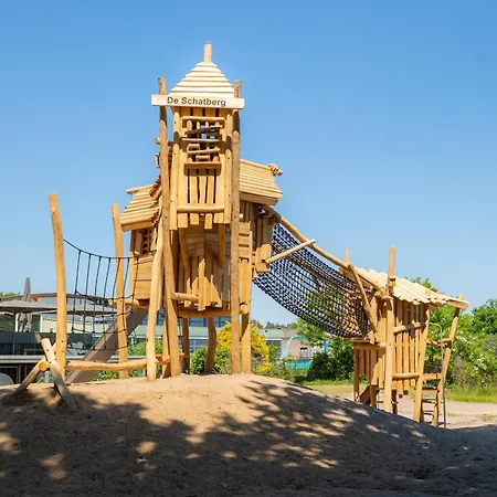 Boshuisje Woodsy 6pers - Nabij Toverland Chalet Sevenum