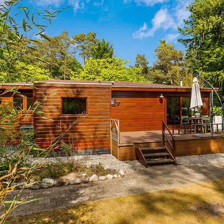 Chalet Boshuisje Woodsy 6pers - Nabij Toverland Sevenum