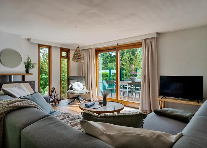 Boshuisje Woodsy 6pers - Nabij Toverland Sevenum